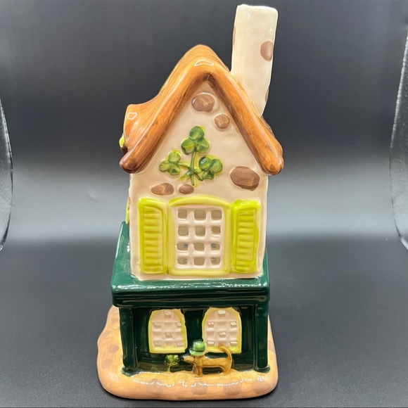 Blue Sky Clayworks Candle House ~ The Leapin’ Leprechaun - Picture 4 of 7